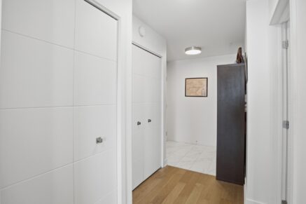 300 Av. George-V #405  Montréal (Lachine) (Montréal)