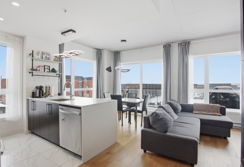 300 Av. George-V #405  Montréal (Lachine) (Montréal)