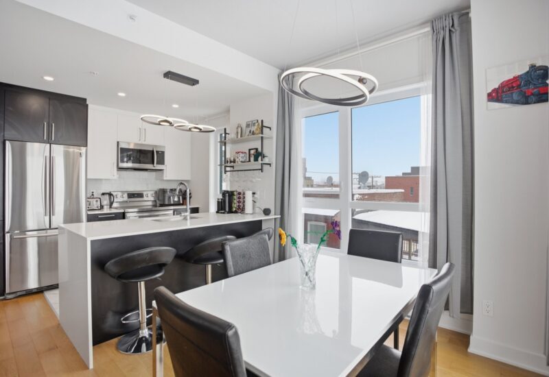 300 Av. George-V #405  Montréal (Lachine) (Montréal)