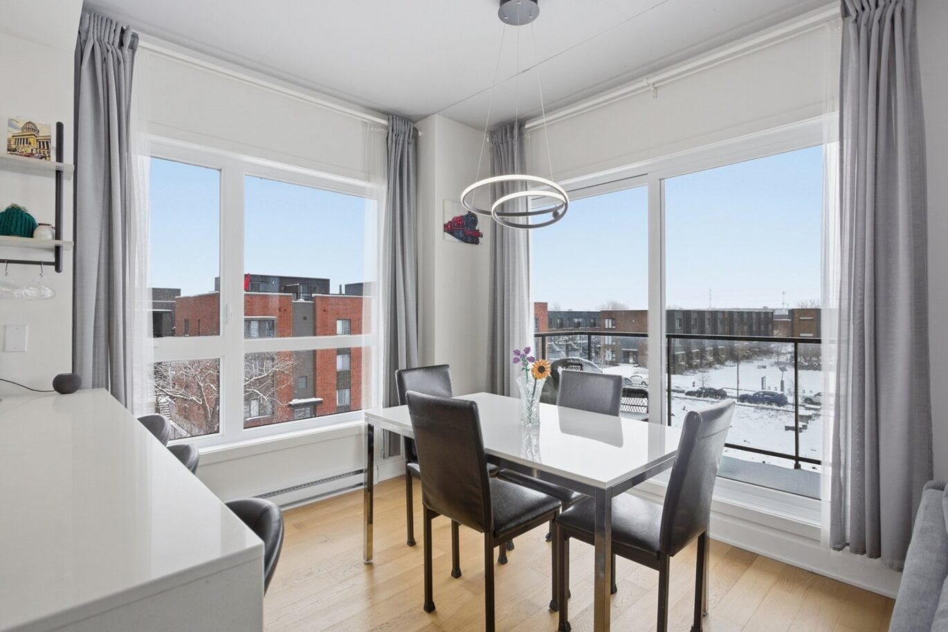 300 Av. George-V #405  Montréal (Lachine) (Montréal)