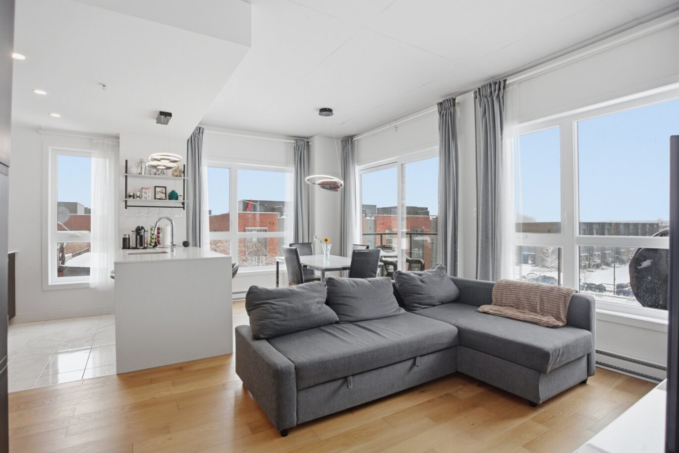 300 Av. George-V #405  Montréal (Lachine) (Montréal)