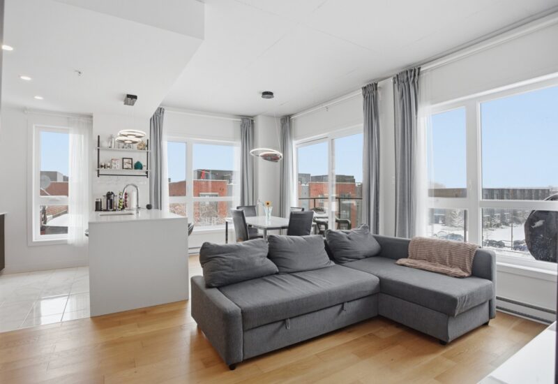 300 Av. George-V #405  Montréal (Lachine) (Montréal)