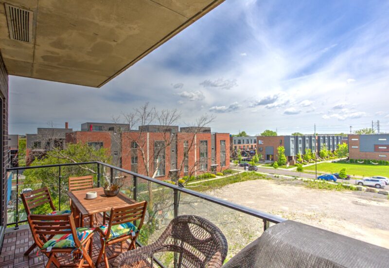 300 Av. George-V #405  Montréal (Lachine) (Montréal)