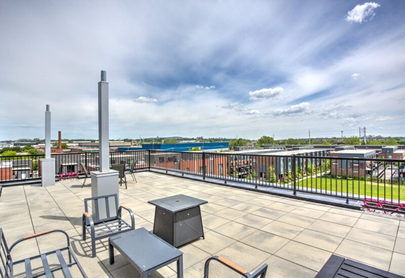 300 Av. George-V #405  Montréal (Lachine) (Montréal)