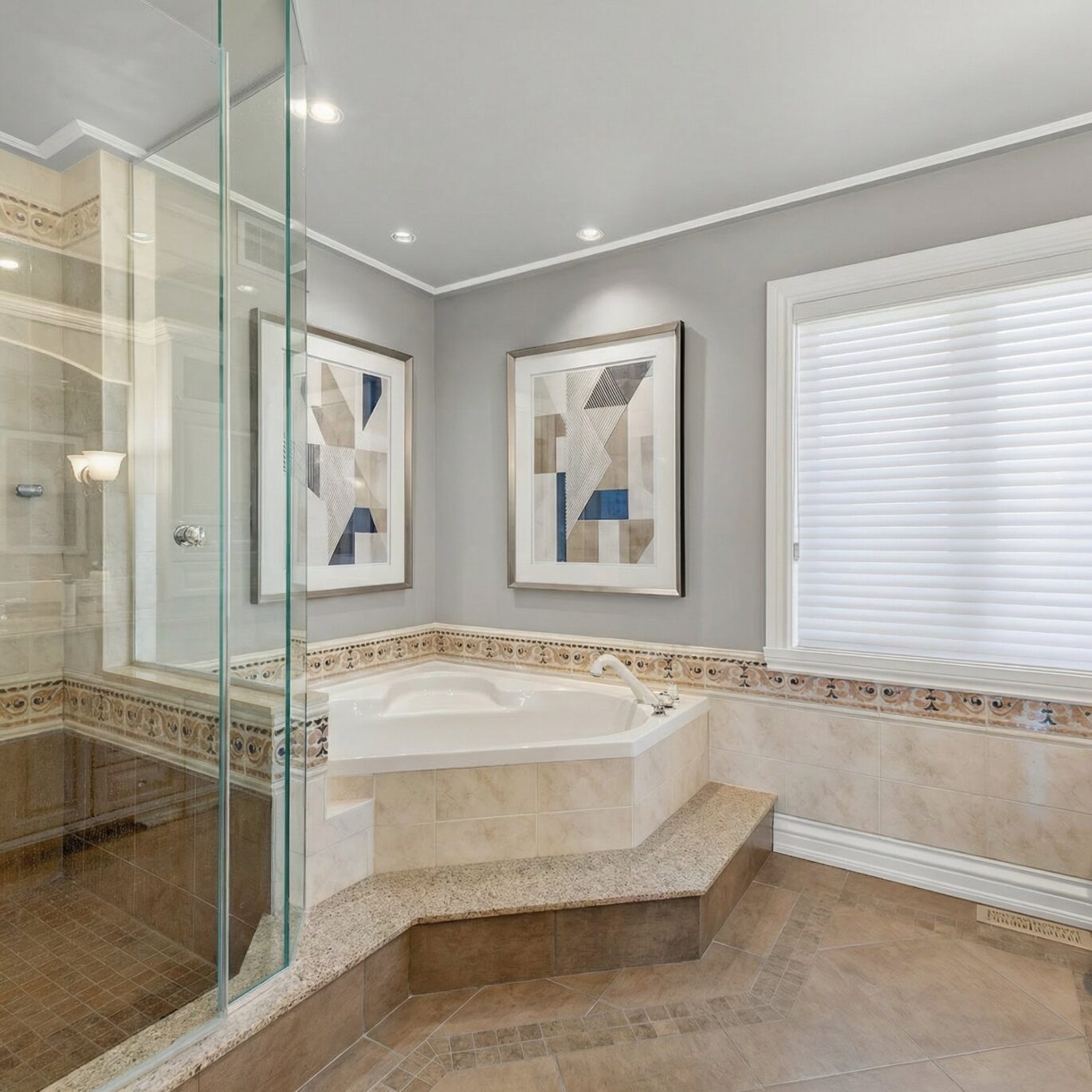 6010 Rue Tommy-Douglas  Côte-Saint-Luc (Montréal)