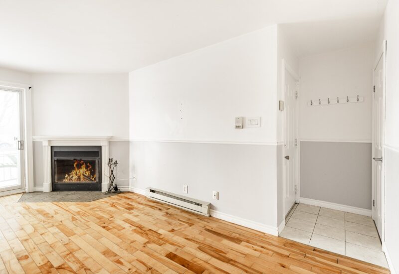 270 Rue de la Rivière #2  Sainte-Thérèse (Laurentides)