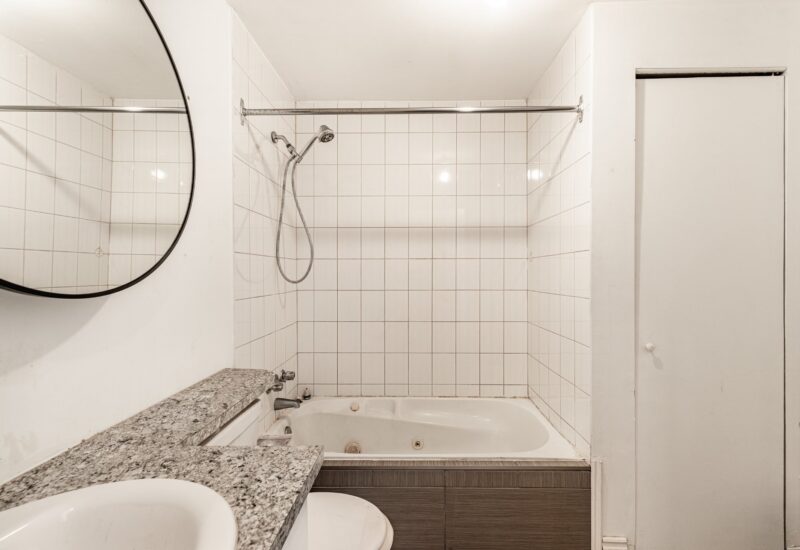 270 Rue de la Rivière #2  Sainte-Thérèse (Laurentides)