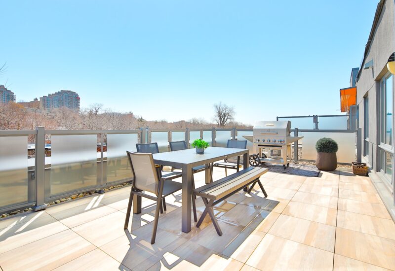 2285 Av. Ekers #PH404  Mont-Royal (Montréal)