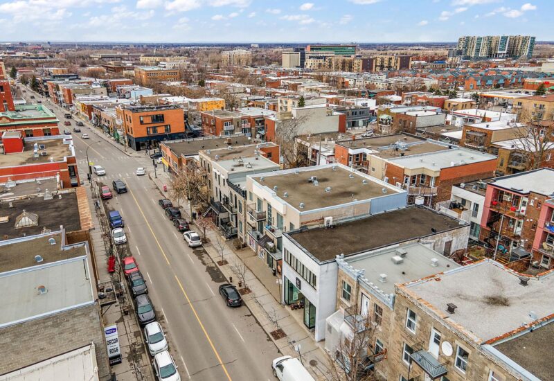 8049 Rue St-Hubert  Montréal (Villeray/Saint-Michel/Parc-Extension) (Montréal)