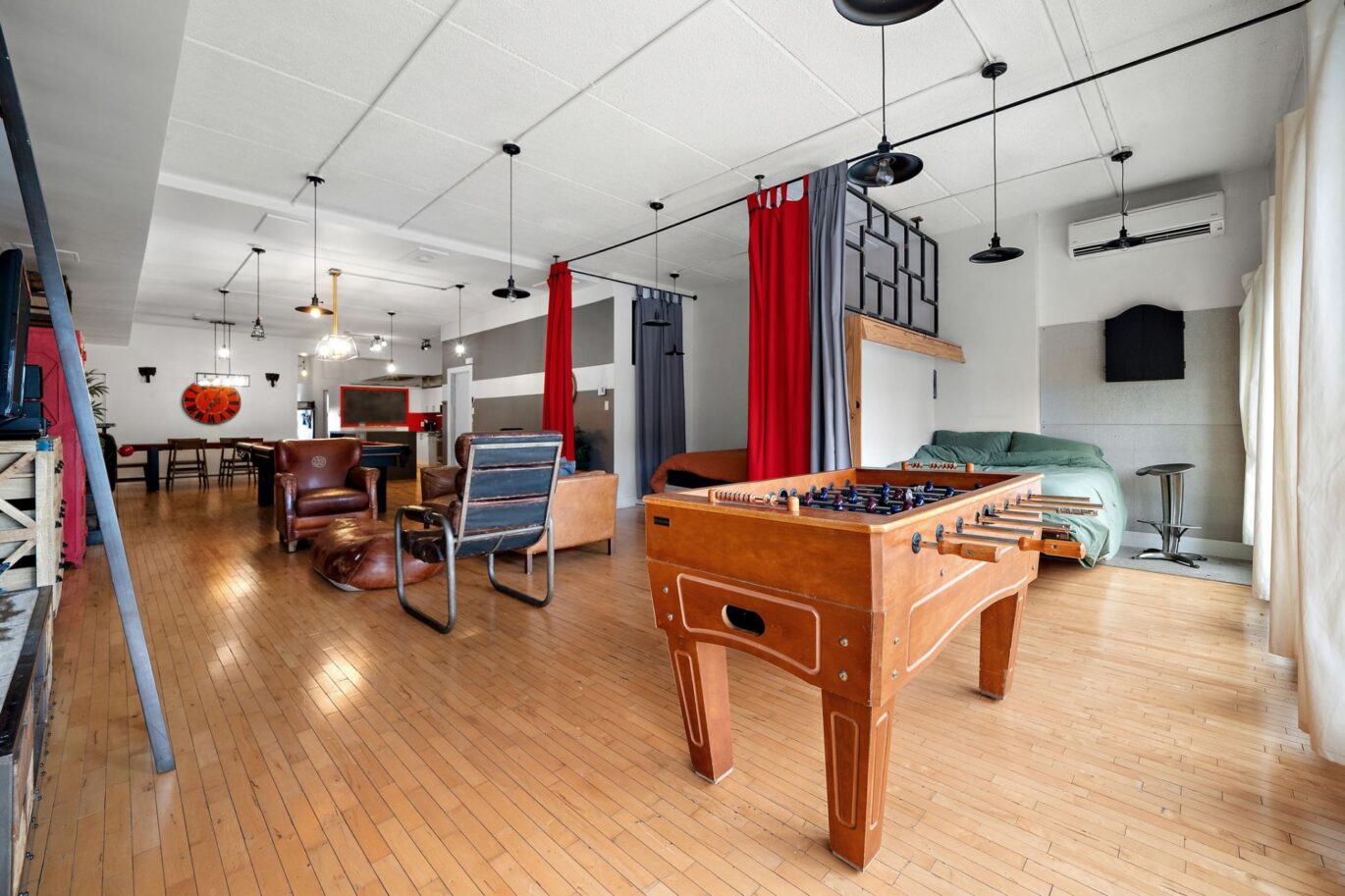 8049 Rue St-Hubert  Montréal (Villeray/Saint-Michel/Parc-Extension) (Montréal)