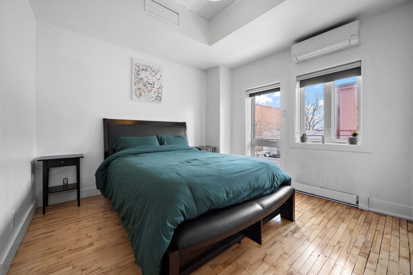 8049 Rue St-Hubert  Montréal (Villeray/Saint-Michel/Parc-Extension) (Montréal)