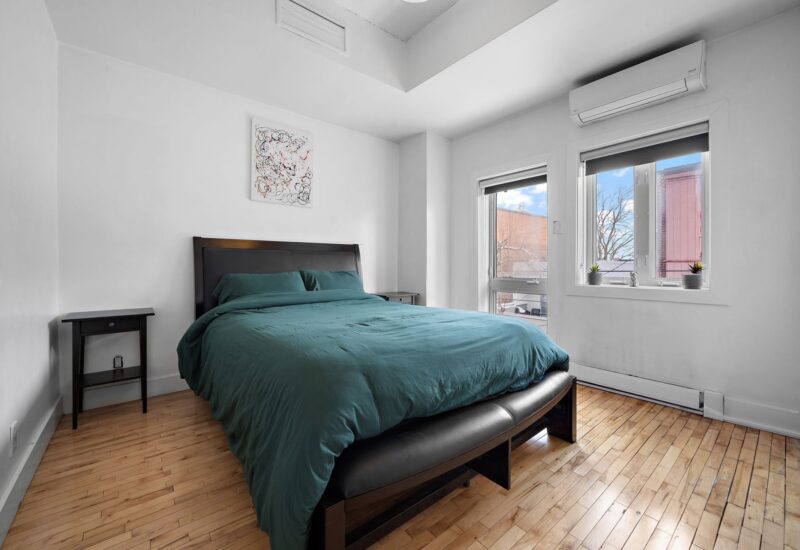 8049 Rue St-Hubert  Montréal (Villeray/Saint-Michel/Parc-Extension) (Montréal)