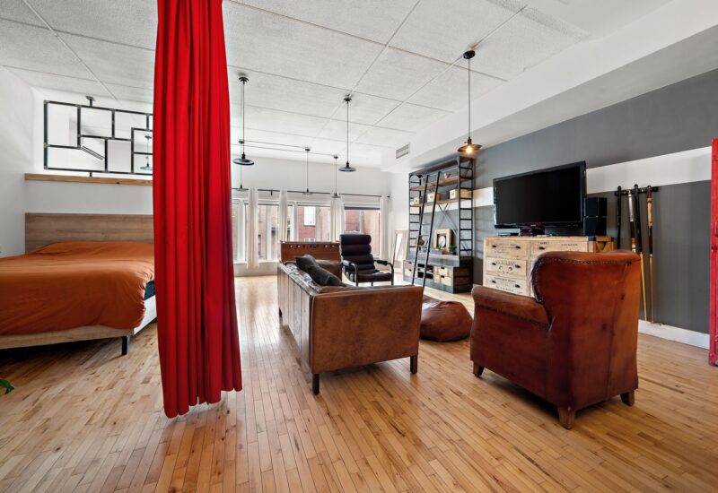 8049 Rue St-Hubert  Montréal (Villeray/Saint-Michel/Parc-Extension) (Montréal)