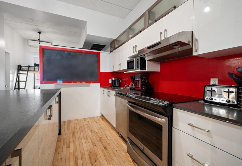 8049 Rue St-Hubert  Montréal (Villeray/Saint-Michel/Parc-Extension) (Montréal)