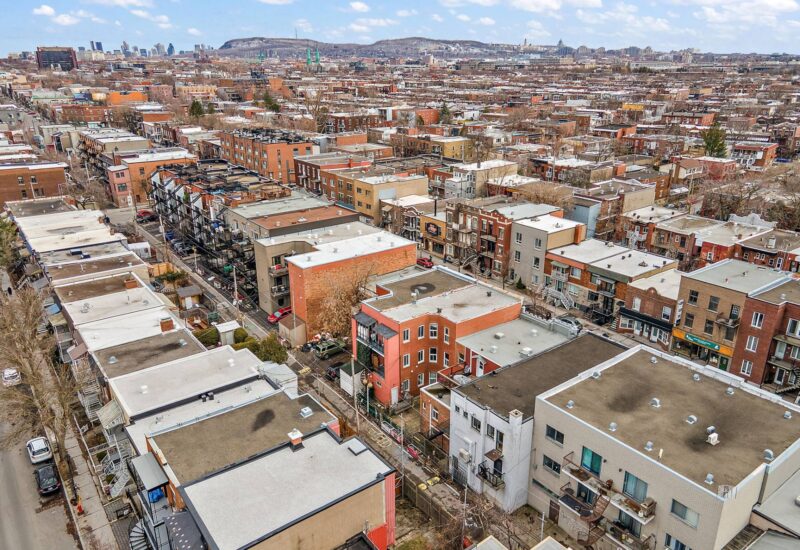 8049 Rue St-Hubert  Montréal (Villeray/Saint-Michel/Parc-Extension) (Montréal)