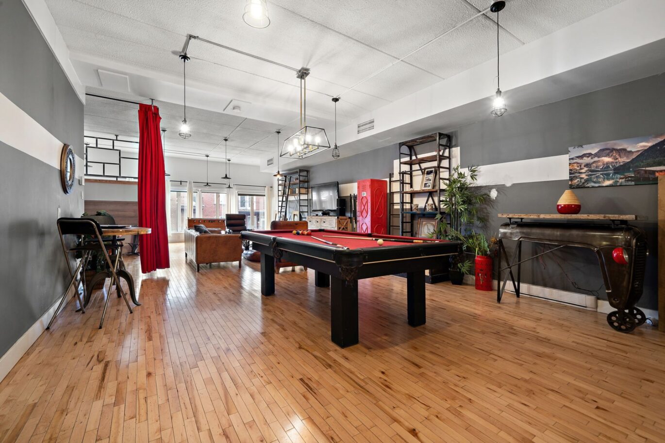 8049 Rue St-Hubert  Montréal (Villeray/Saint-Michel/Parc-Extension) (Montréal)