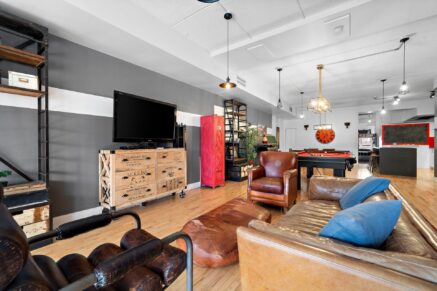 8049 Rue St-Hubert  Montréal (Villeray/Saint-Michel/Parc-Extension) (Montréal)