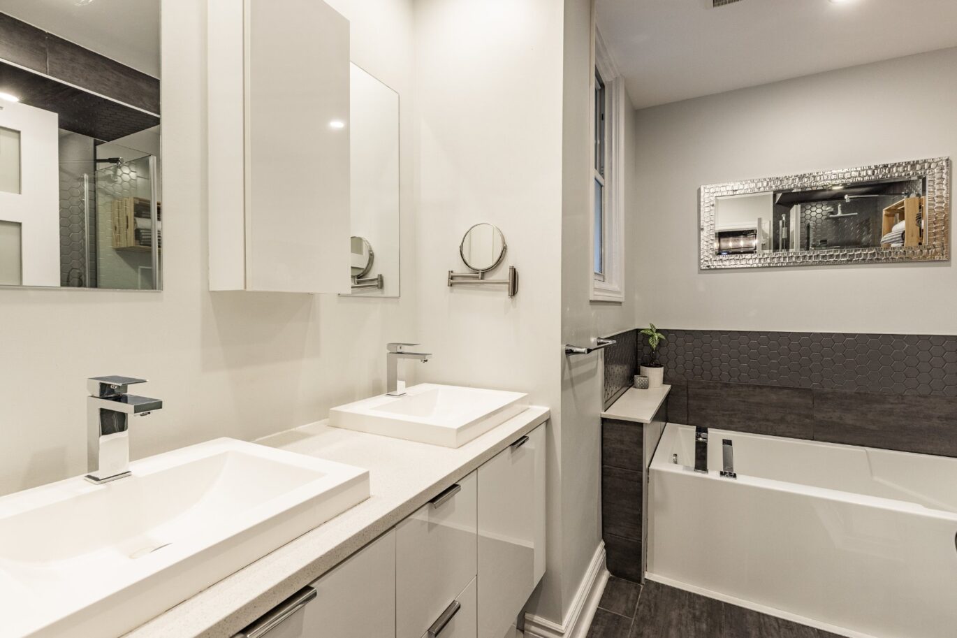 2315 Av. Madison  Montréal (Côte-des-Neiges/Notre-Dame-de-Grâce) (Montréal)