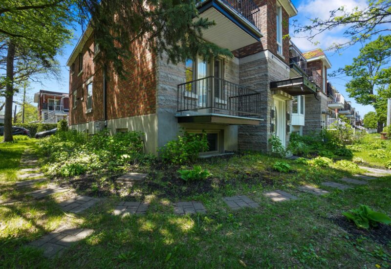 9810 – 9814 Rue De Martigny Montréal (Ahuntsic-Cartierville) (Montréal)