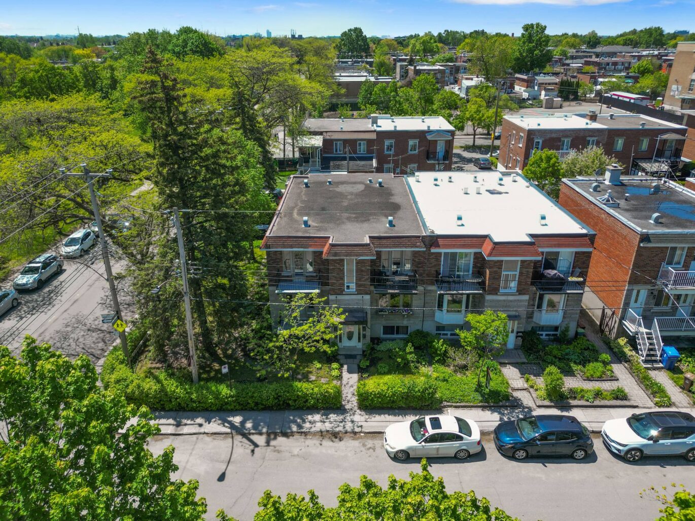 9810 – 9814 Rue De Martigny Montréal (Ahuntsic-Cartierville) (Montréal)