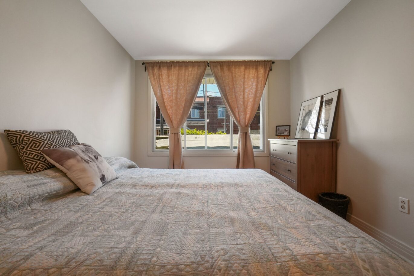 9810 – 9814 Rue De Martigny Montréal (Ahuntsic-Cartierville) (Montréal)