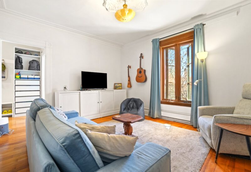 1579 Rue Marie-Anne E.  Montréal (Le Plateau-Mont-Royal) (Montréal)