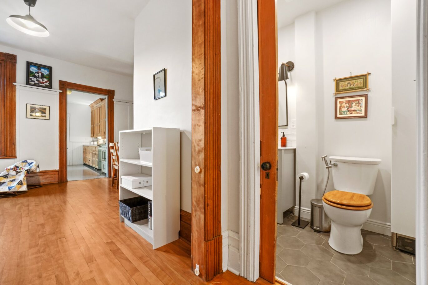 1579 Rue Marie-Anne E.  Montréal (Le Plateau-Mont-Royal) (Montréal)