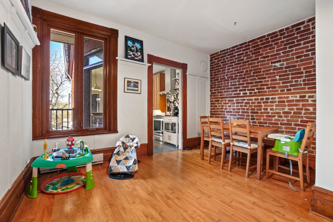 1579 Rue Marie-Anne E.  Montréal (Le Plateau-Mont-Royal) (Montréal)