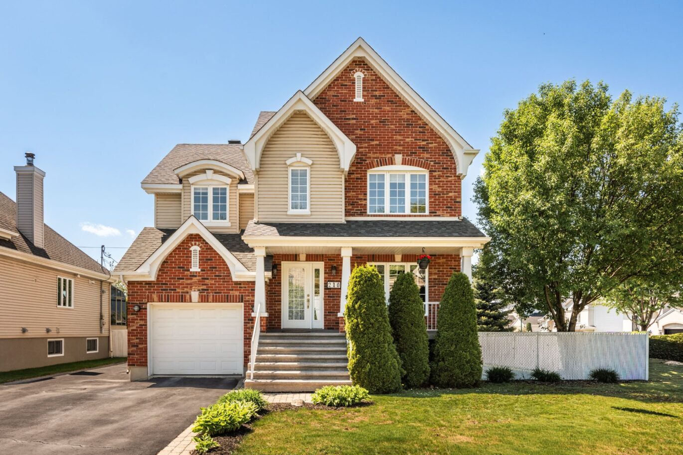 210 Rue du Beaujolais  Terrebonne (Lachenaie) (Lanaudière)