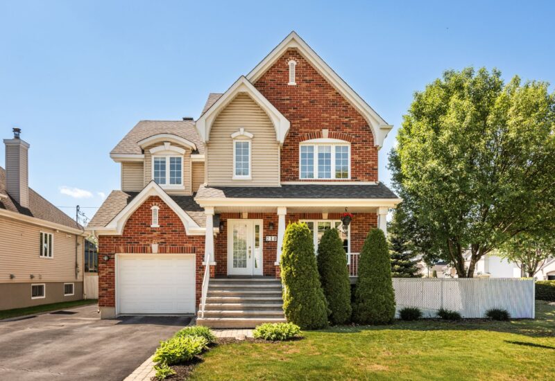 210 Rue du Beaujolais Terrebonne (Lachenaie) (Lanaudière)