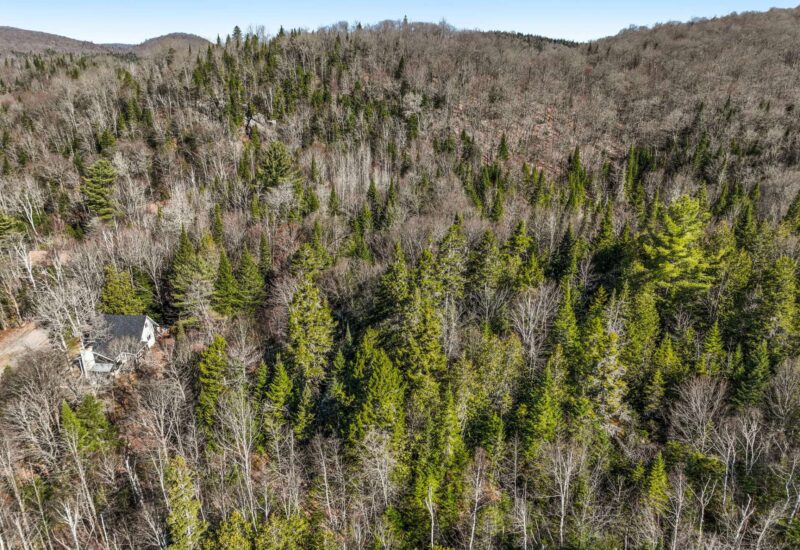 Av. des Huards  Val-Morin (Laurentides)