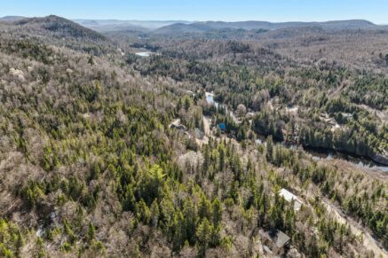 Av. des Huards  Val-Morin (Laurentides)