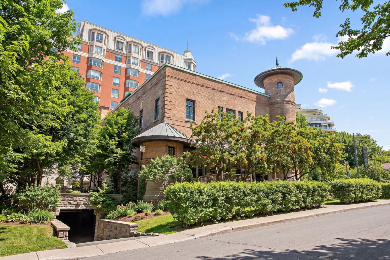 680 Av. Victoria  Westmount (Montréal)