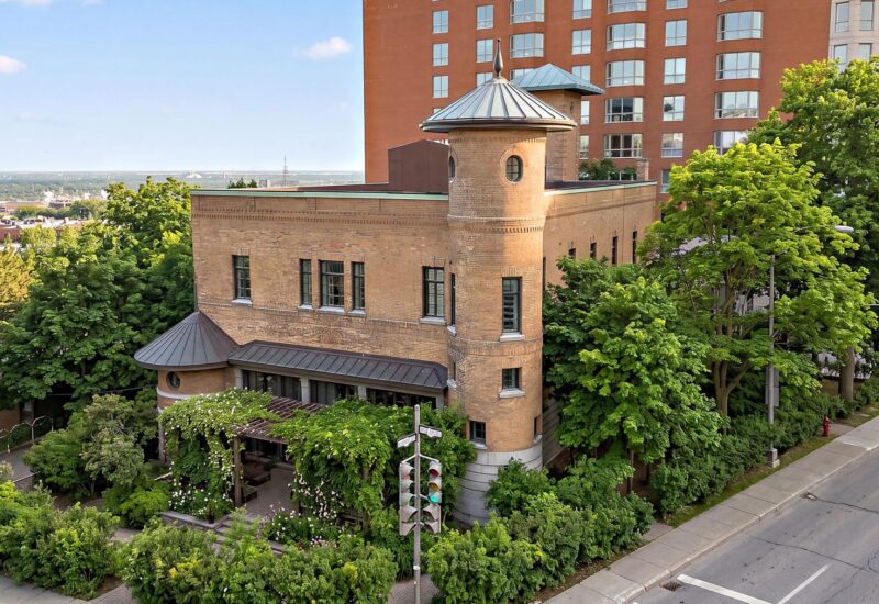 680 Av. Victoria  Westmount (Montréal)