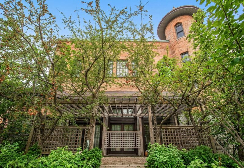 680 Av. Victoria  Westmount (Montréal)