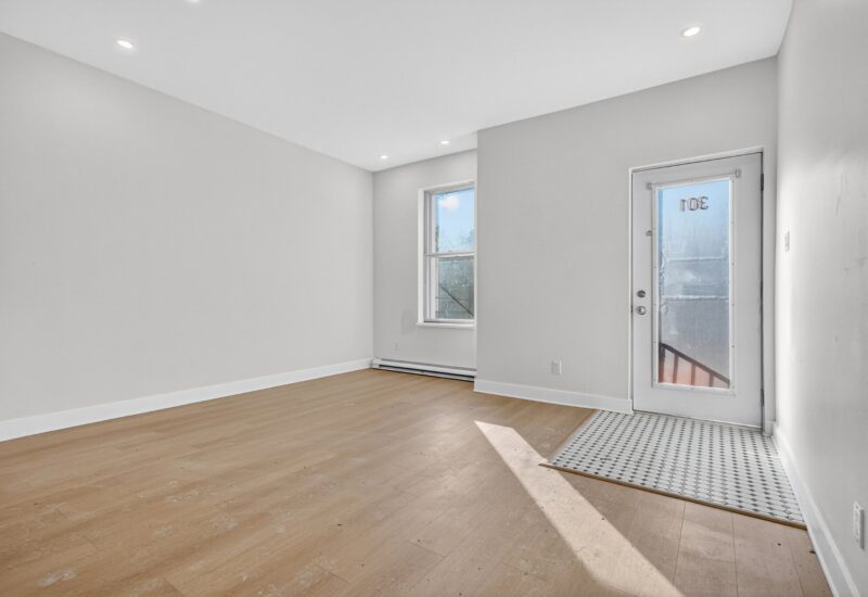 305 Rue Delinelle  Montréal (Le Sud-Ouest) (Montréal)