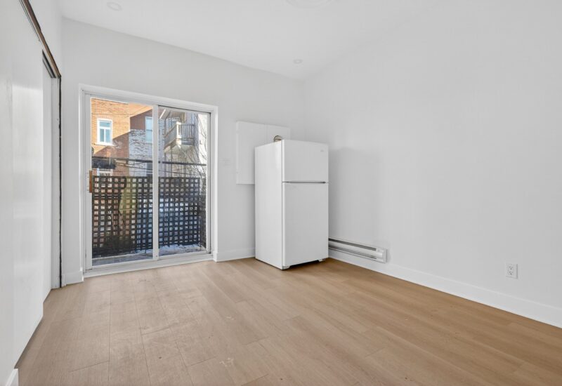 305 Rue Delinelle  Montréal (Le Sud-Ouest) (Montréal)