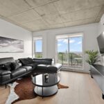 10 Av. Donegani #913 Pointe-Claire (Montréal)