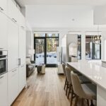 45 Av. Westminster S. #105 Montréal-Ouest (Montréal)