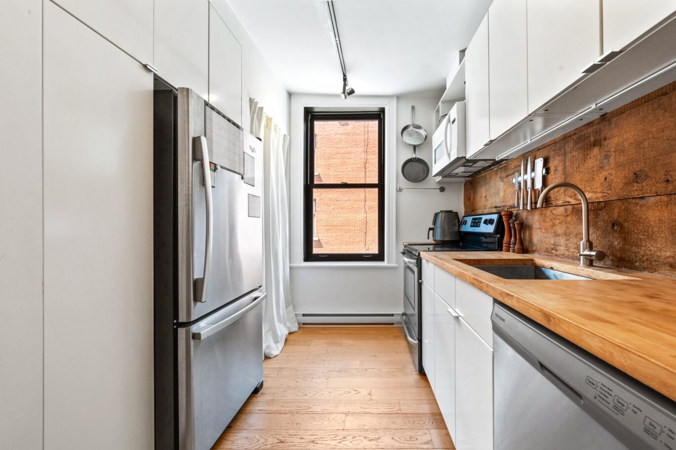 454 Rue Marie-Anne E.  Montréal (Le Plateau-Mont-Royal) (Montréal)