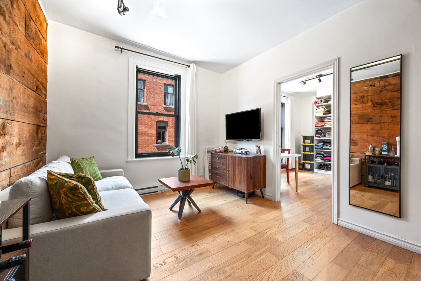 454 Rue Marie-Anne E.  Montréal (Le Plateau-Mont-Royal) (Montréal)