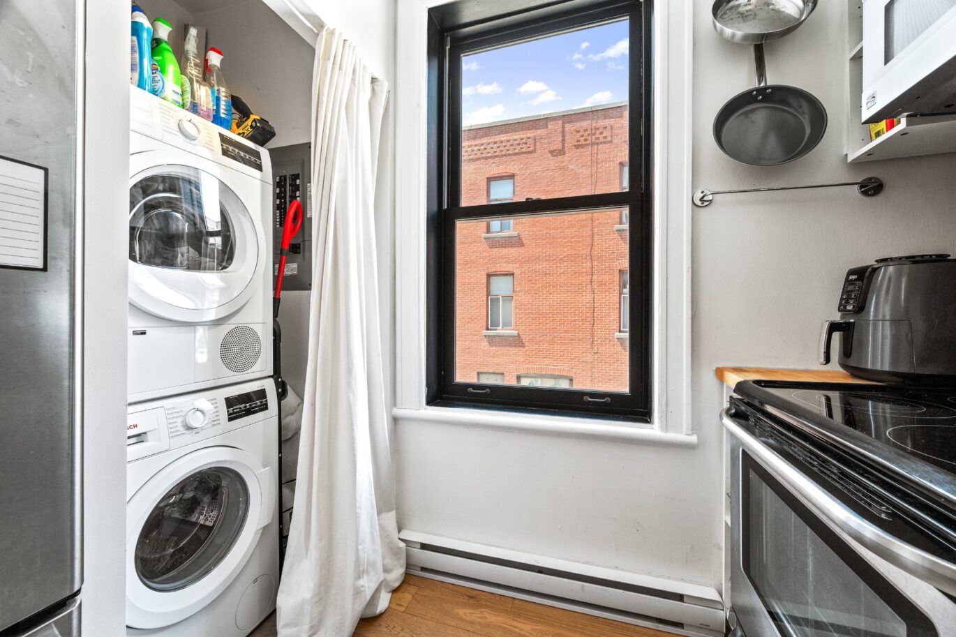 454 Rue Marie-Anne E.  Montréal (Le Plateau-Mont-Royal) (Montréal)