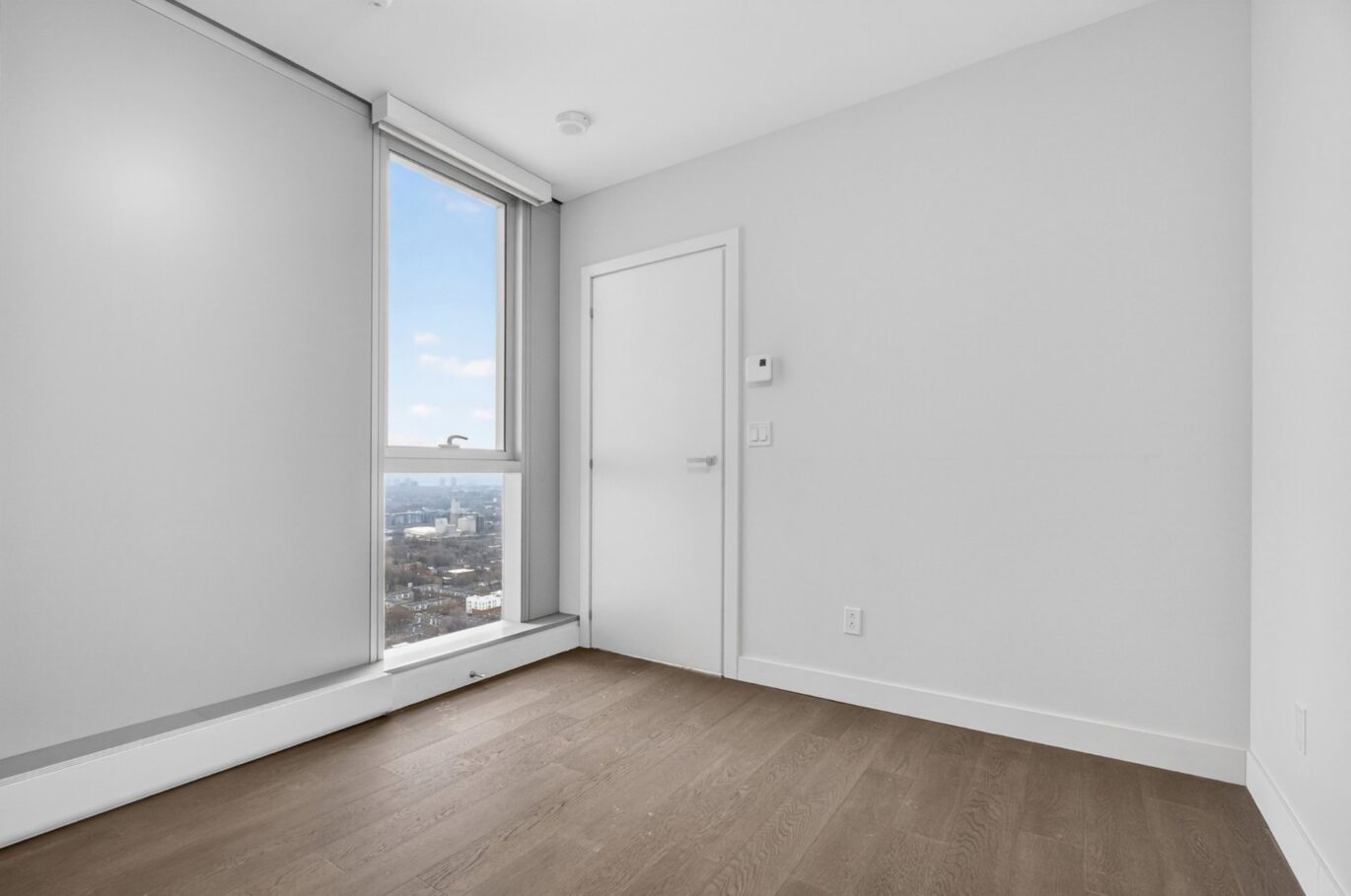 1500 Boul. René-Lévesque O. #2407  Montréal (Ville-Marie) (Montréal)