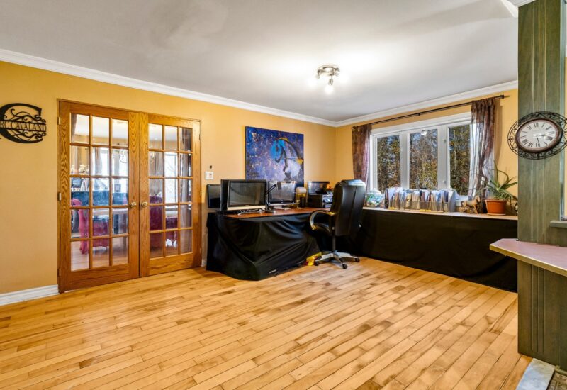 340 Ch. de Chertsey Sainte-Marguerite-du-Lac-Masson (Laurentides)