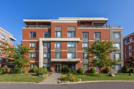 695 Rue du Docteur-Chevrier #401  Saint-Lambert (Montérégie)