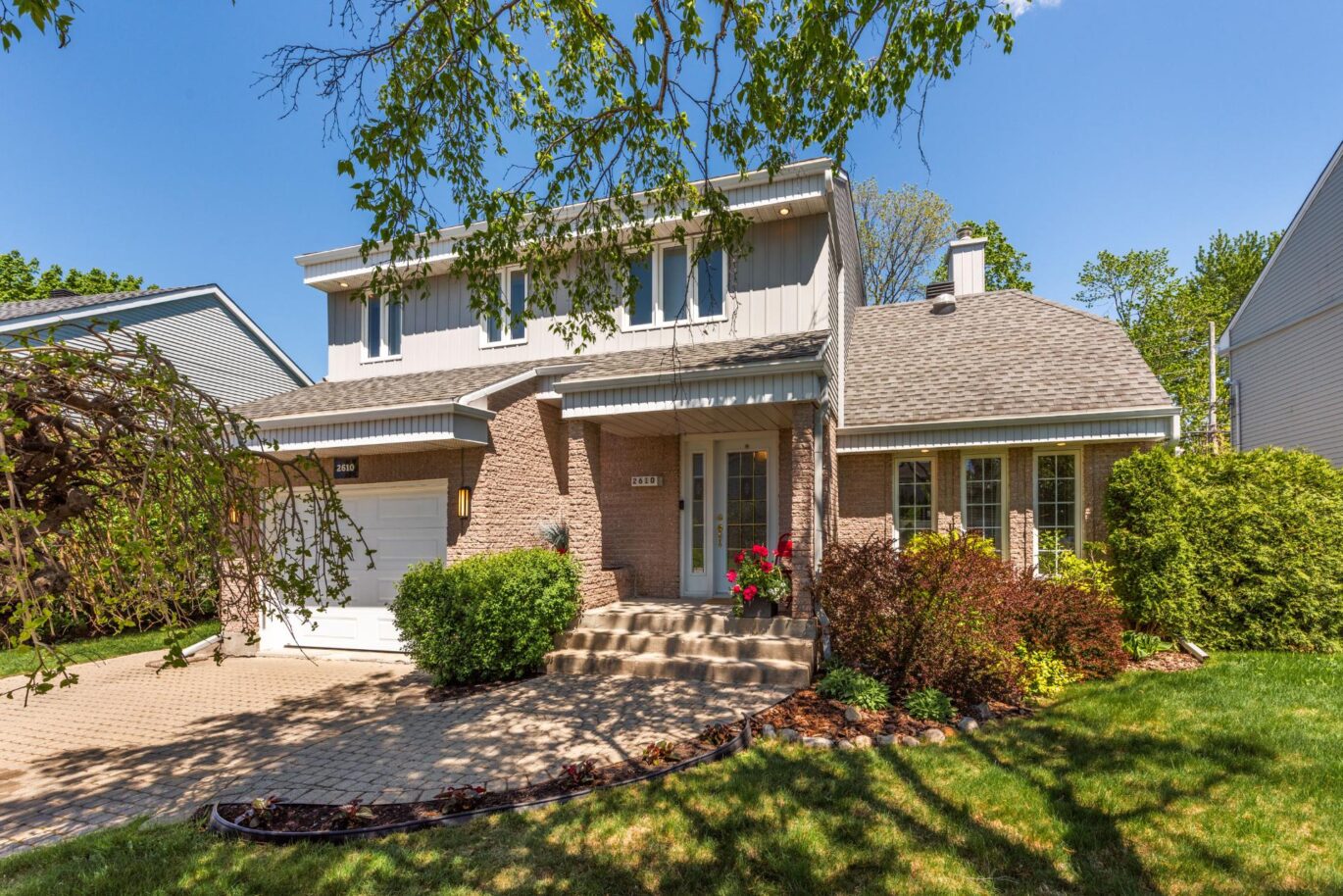 2610 Rue du Colibri  Laval (Sainte-Rose) (Laval)