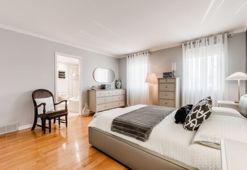 2610 Rue du Colibri  Laval (Sainte-Rose) (Laval)