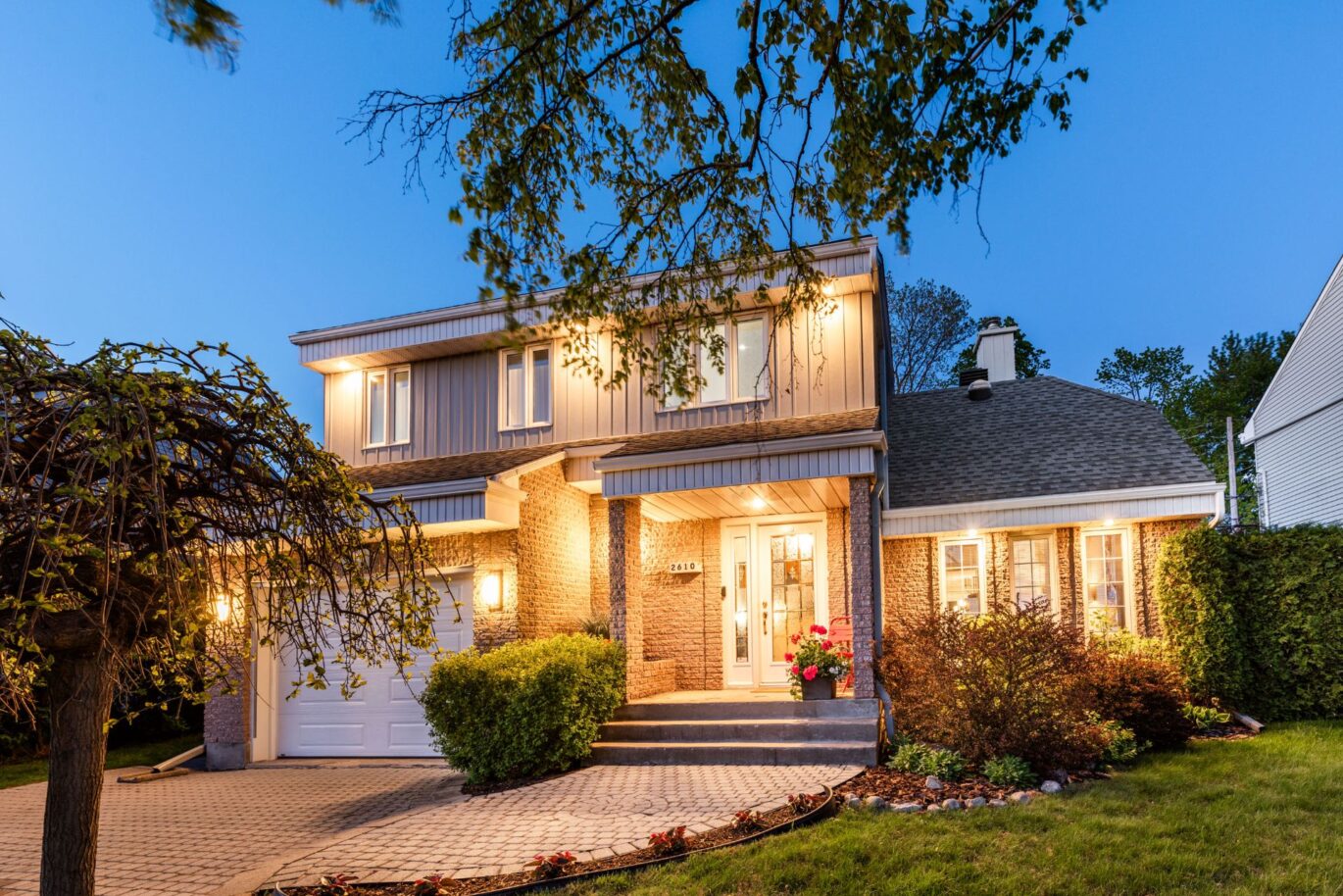 2610 Rue du Colibri  Laval (Sainte-Rose) (Laval)