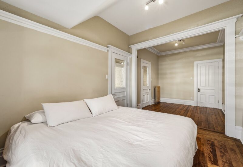 5168 Av. du Parc  Montréal (Le Plateau-Mont-Royal) (Montréal)