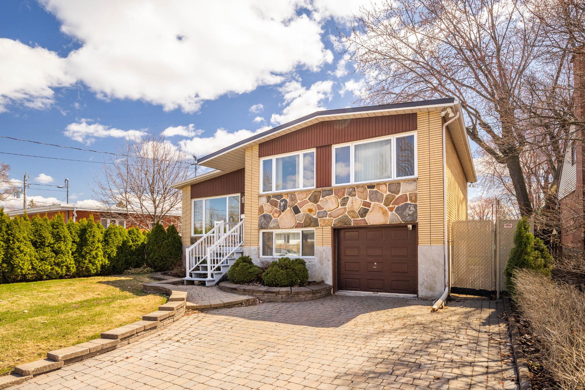 Maison Longueuil  -  ref 27232213 (picture 2)